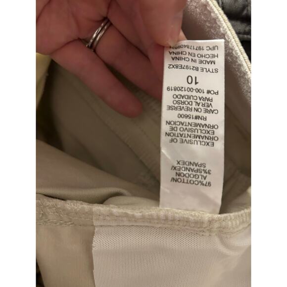 Democracy “Ab” Solution Khaki Cargo Pants. Size 10 - Picture 5 of 5